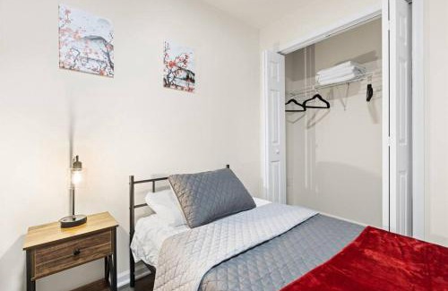 Newark Apartamento | Family & Traveler Haven - NYC & NWK w/free parking