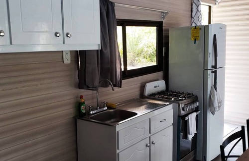 Parrita Casa | ¡Nuevo! Tarzan Family Treehouse! Jacuzzi, WIFI rápido, aire acondicionado!❤️