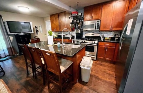 Northbrook Apartamento | Family union get together