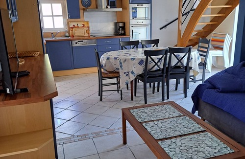 Camaret-sur-Mer Casa | Family vacation home by the sea, small pets welcome