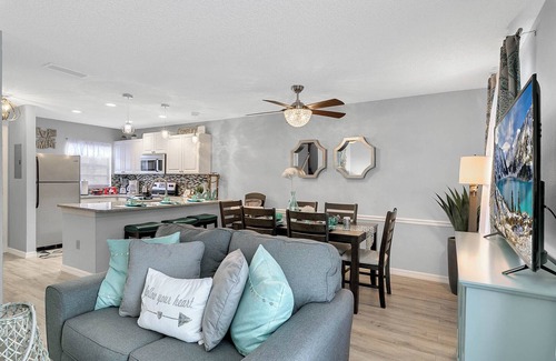 Kissimmee Villa | Family Vacation Home, Free Water Park and Endless Amenities
