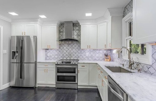 Ashley Oaks Casa | Family Vacation house with a big POOL