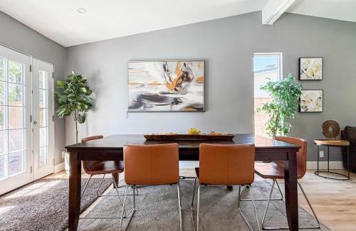 Calabasas Casa | Family Vacation Spot - 4BR Home - FB - Cal