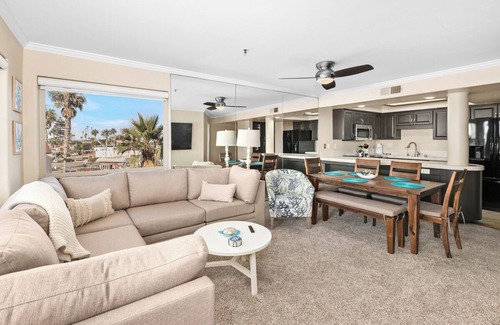 Imperial Beach Condominio | Family Vacation Condo - 3 Bedroom