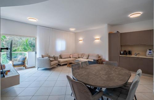 Tel Aviv City Center Apartamento | Family Vibe 3BR With Parking