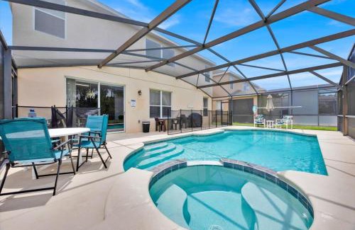 Watersong Casa | Family Villa with 6 Bedrooms Pool Spa and Game Room in Gated Resort