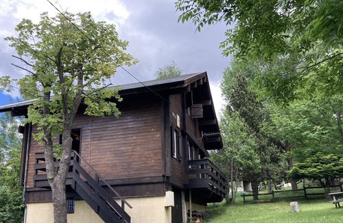 Eyne 2600 Chalet De Esquí | Family wooden chalet 2 minutes from the slopes!