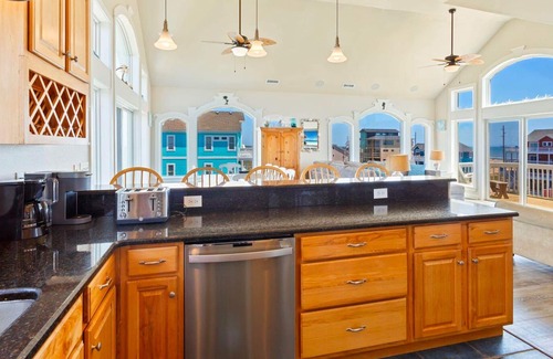 Hatteras Casa | Famous Landshark 6BR,Elevator, Oceanfront, Pool, Theater