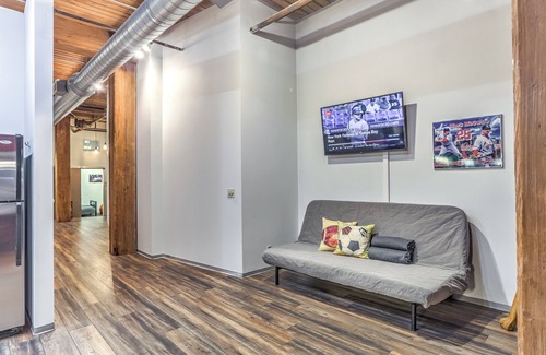Downtown West Apartamento | Fanatics Favorite! View Games on Theater Screen TV