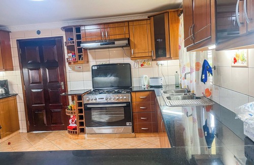 Athi River Casa | Fancy 5BR Bungalow with Private Pool near JKIA – Greenpark, Athi River