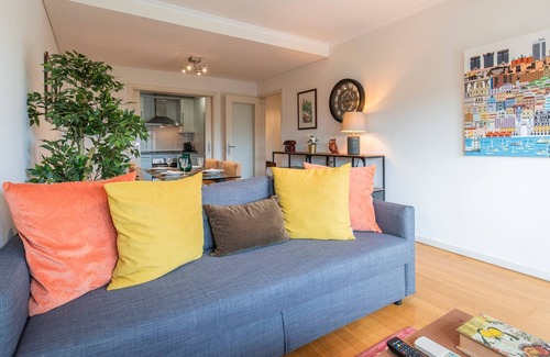 Olivais Apartamento | Fancy Apartment W/Metro at Doorstep by LovelyStay
