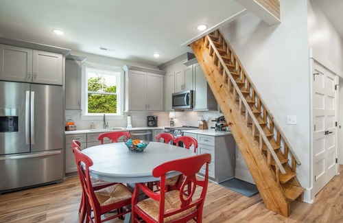 Pawleys Island Casa | Fancy Nancy Super retreat in Pawleys Island BRAND NEW HOUSE