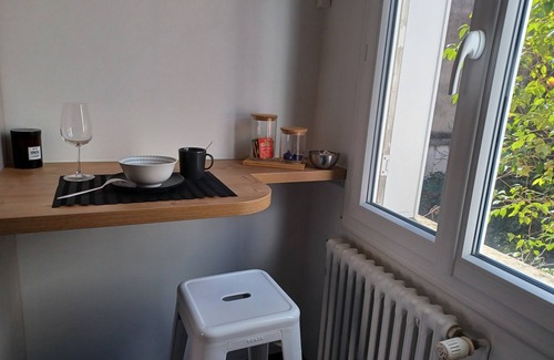 Angouleme Apartamento | Fanfrelin-Apartamento-Ciudad-Baño con ducha