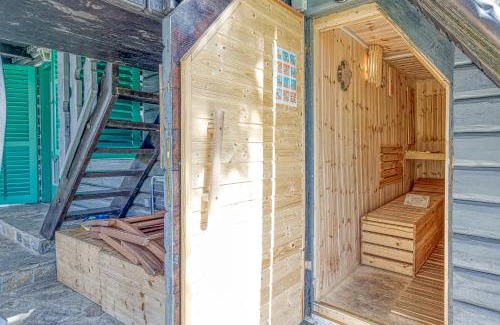 Kostel Chalet De Esquí | Fani's Riverside Cottage - Happy Rentals