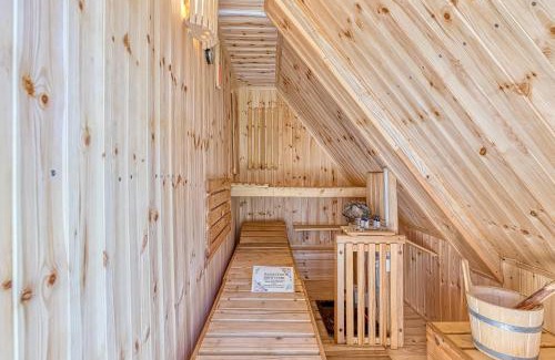 Kostel Chalet De Esquí | Fani's Riverside Cottage - Happy Rentals