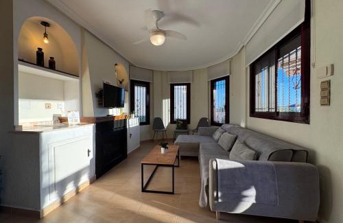 San Fulgencio Villa | Fantástica Villa Familiar en La Marina