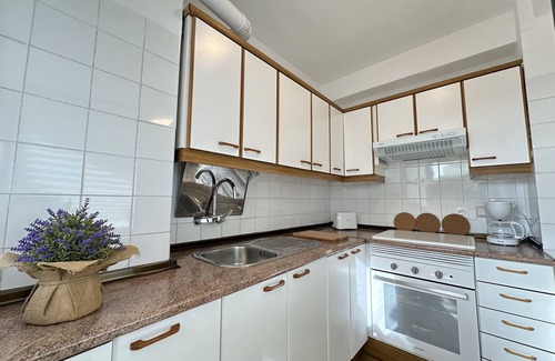Villaverde Condominio | ¡Fantástico apartamento de 3 dormitorios a tan solo 15 minutos en metro a Sol!