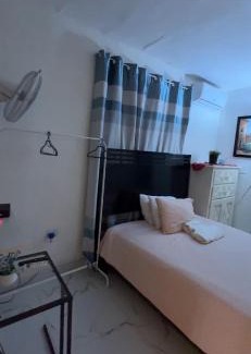 Villa Espana Apartamento | Fantástico con luz aire tv y cocina