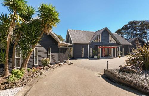 Haruru Casa | Fantail River Lodge