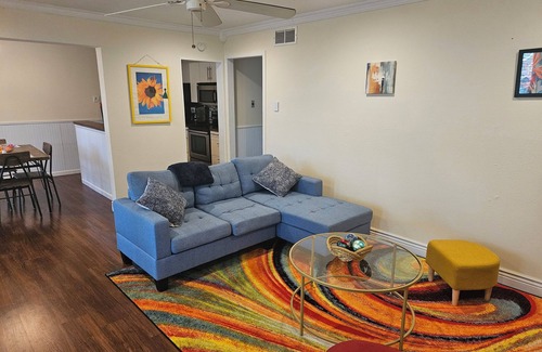 Northeast Dallas Condominio | Fantastic 2-bedroom condo with AC in vibrant Dallas by SMU.