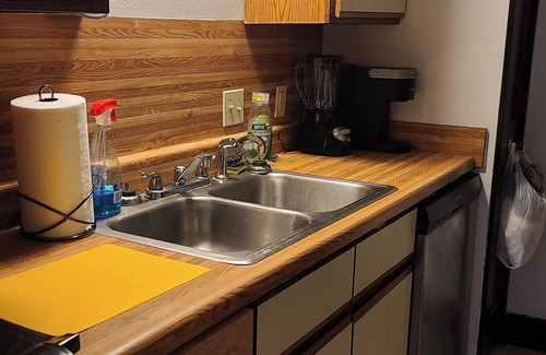 Uptown Historic District Condominio | Fantastic 2-bedroom condo with AC in vibrant Uptown New Orleans