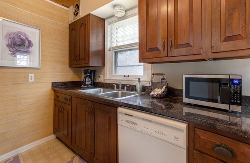 Akron Apartamento | Fantastic 2bd Perfect for Traveling Professionals!