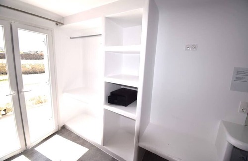 Glastros Apartamento | Fantastic and brand new studio apartment for 4