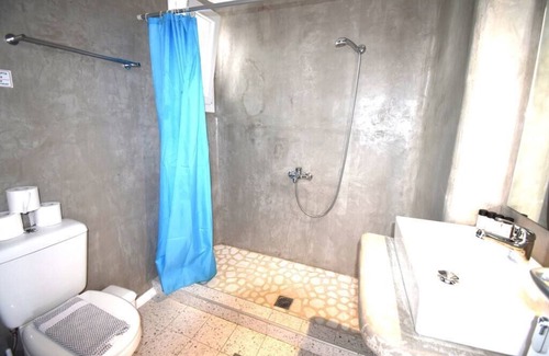 Glastros Apartamento | Fantastic and brand new studio apartment for 4