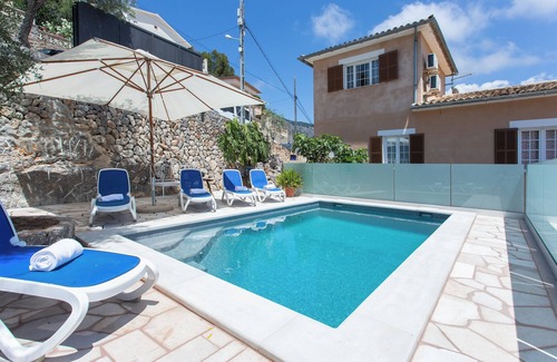 Puerto de Soller Apartamento | Fantástico apartamento "Casa Paqui "con vistas al mar, vistas a la montaña y Wi-Fi
