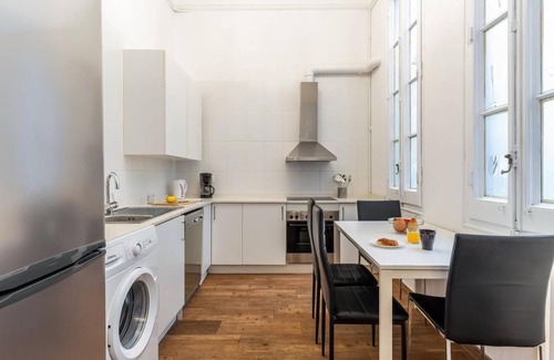 la Vila de Gracia Apartamento | Fantásticos aptos. en BARCELONA, zona Eixample, 6/8 personas máximo.
