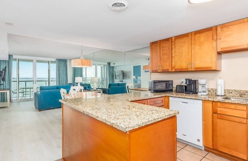 Midtown Ocean City Condominio | Fantastic Bay Views! 2BR Condo NEWLY UPDATED!