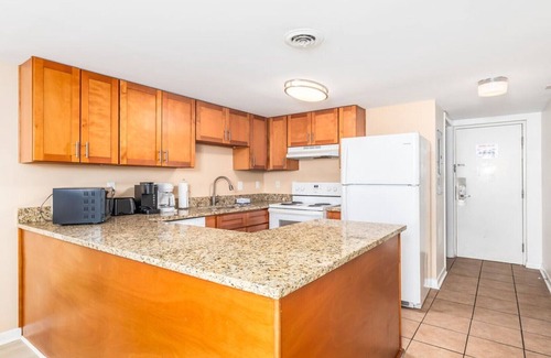 Midtown Ocean City Condominio | Fantastic Bay Views! 2BR Condo NEWLY UPDATED!