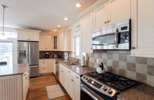 Wells Beach Casa | Fantastic Beach House! 4 bedroom across the Ocean.