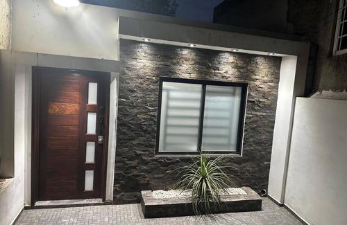 Compostela Casa | Fantastic Custom Built 2-bedroom house with WiFi in charming Compostela