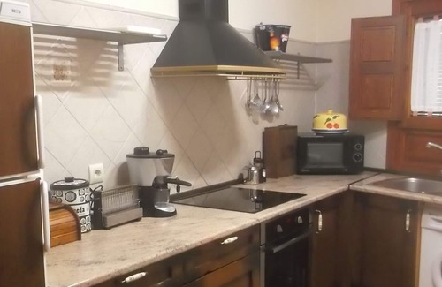 Sauquillo de Cabezas Casa | Fantástica casa Rural " Los Lobos "