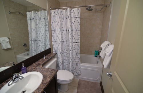 East Kootenay Condominio | Fantástico Fernie Flat !! Ubicación central y comodidades