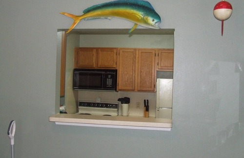 Cedar Lane Casa | Fantástica pesca y diversión familiar; Propiedad frente al mar ubicada en Caney Creek