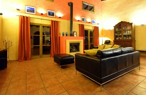 Ariany Casa | Fantástica vista a la isla, ubicación tranquila y apartada, WIFI, piscina, TV vía satélite, barbacoa, terrazas