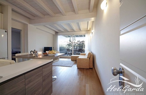 Rivoltella Apartamento | Fantástico apartamento en residencia con piscina para 4 personas en Desenzano