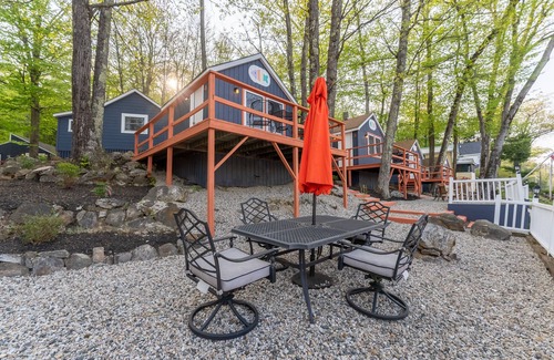 Alton Bay Cabina | Fantastic Lake View Cabin in Alton Bay Now featuring Lake Access, AC/ TV/ WiFi