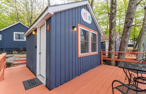 Alton Bay Cabina | Fantastic Lake View Cabin in Alton Bay Now featuring Lake Access, AC/ TV/ WiFi