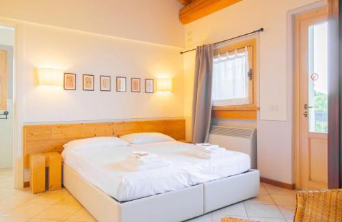 Lonato del Garda Apartamento | Fantastic lake view, swimming pool - Belvedere