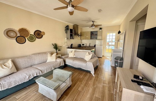 Caleta de Fuste Villa | FANTÁSTICA UBICACIÓN, WIFI, piscina privada climatizada - * AÑO NUEVO DISPONIBLE *