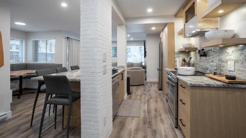 Village North Casa | Fantastic Location Spacious 4 Bed, Village Location Shared Hot Tub