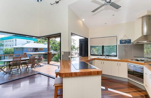 Clifton Beach Casa | Beachcomber Holiday House con vista al mar