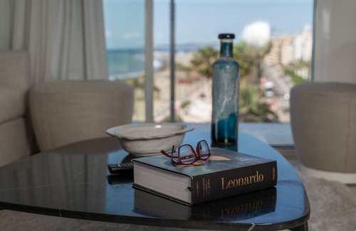 Estepona Apartamento | FANTÁSTICO APARTAMENTO PRIMERA LINEA DE MAR
