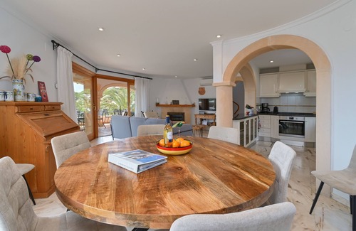 Benissa Coast Villa | Fantástica villa con vistas al mar, gran piscina climatizada, sauna y jacuzzi.