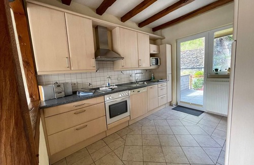 Wellmich Apartamento | Fantastic apartment, view of the Rhine, balcony, terrace, enclosed terrace. Garden. Dogs welcome!