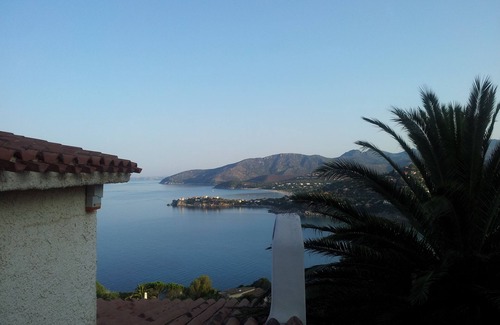 Torre delle Stelle Villa | Fantástica villa con piscina desbordante con vistas al mar, 4 habitaciones con baño privado.