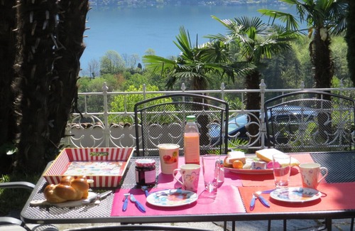 Vernate Casa | Fantástica vista sobre el lago y las montañas.